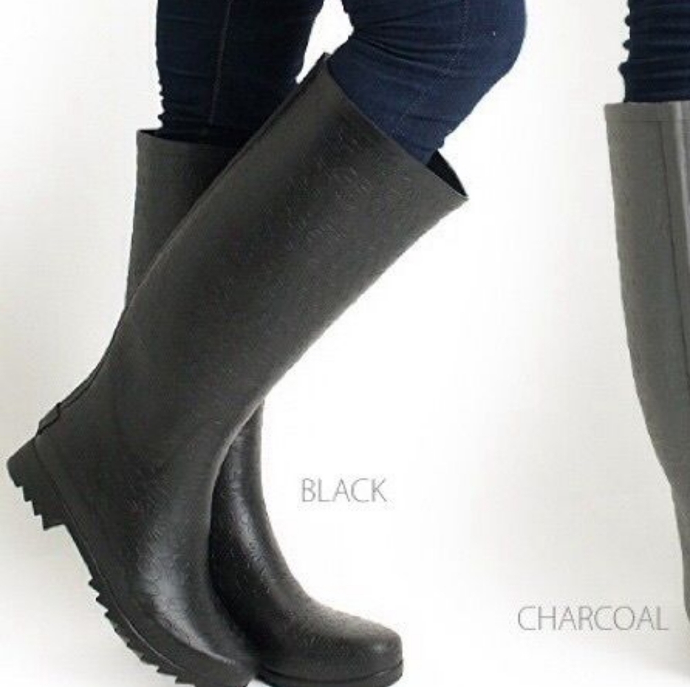 UGG Wilshire Tall Rainboots Black Rubber Wellies Size 7
